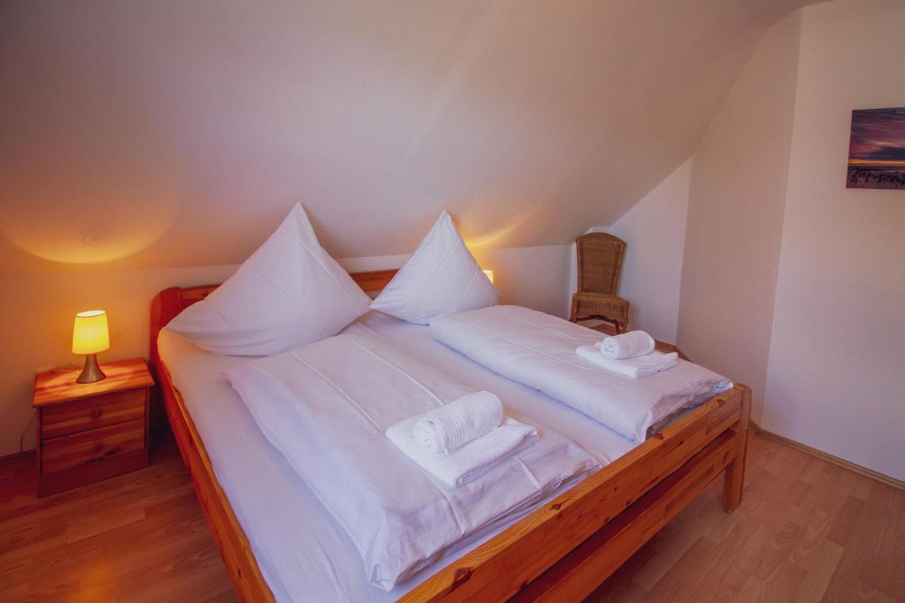 Haus Leuchtturm - Flut Apartment Krummhoern Ngoại thất bức ảnh